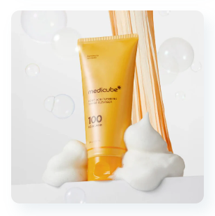 Medicube Kojic Acid Turmeric Toning Cleanser (120g)